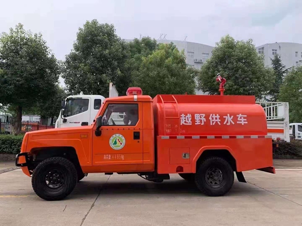 森林消防車